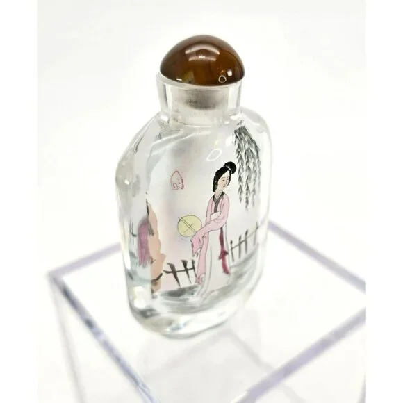 Hand-Painted Chinese Snuff Bottle With Traditional Woman & Landscape Scene je138